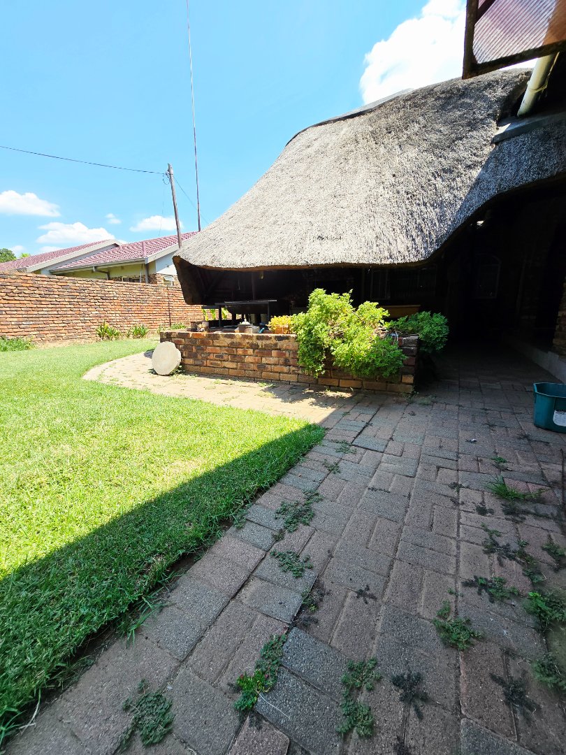 3 Bedroom Property for Sale in La Hoff North West